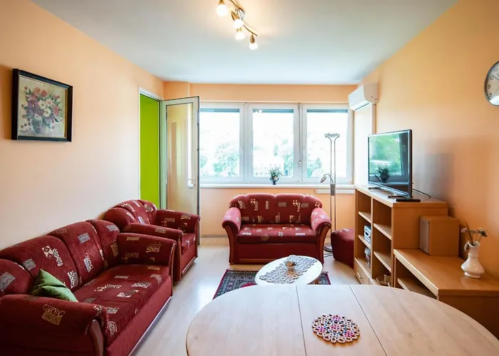 Free Parking Amphitheater Apartment - Wifi, Ac, Tv