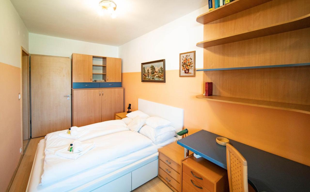 Apartman Free Parking Amphitheater - Wifi, Ac, Tv Budapest