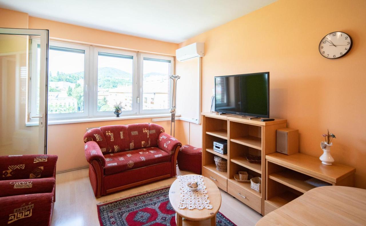 Free Parking Amphitheater - Wifi, Ac, Tv Apartman Budapest